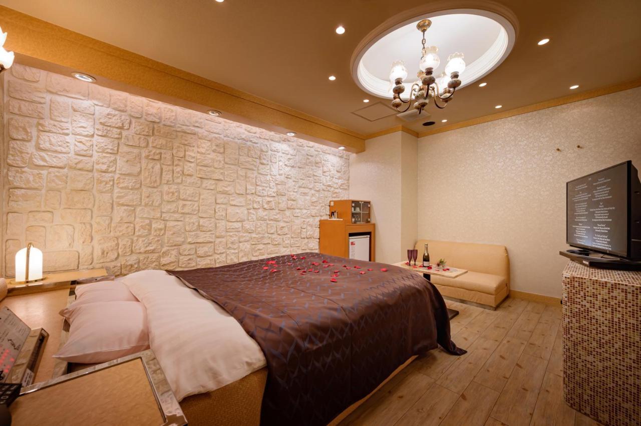 Hotel Metro (Adults Only) Йокогама Экстерьер фото