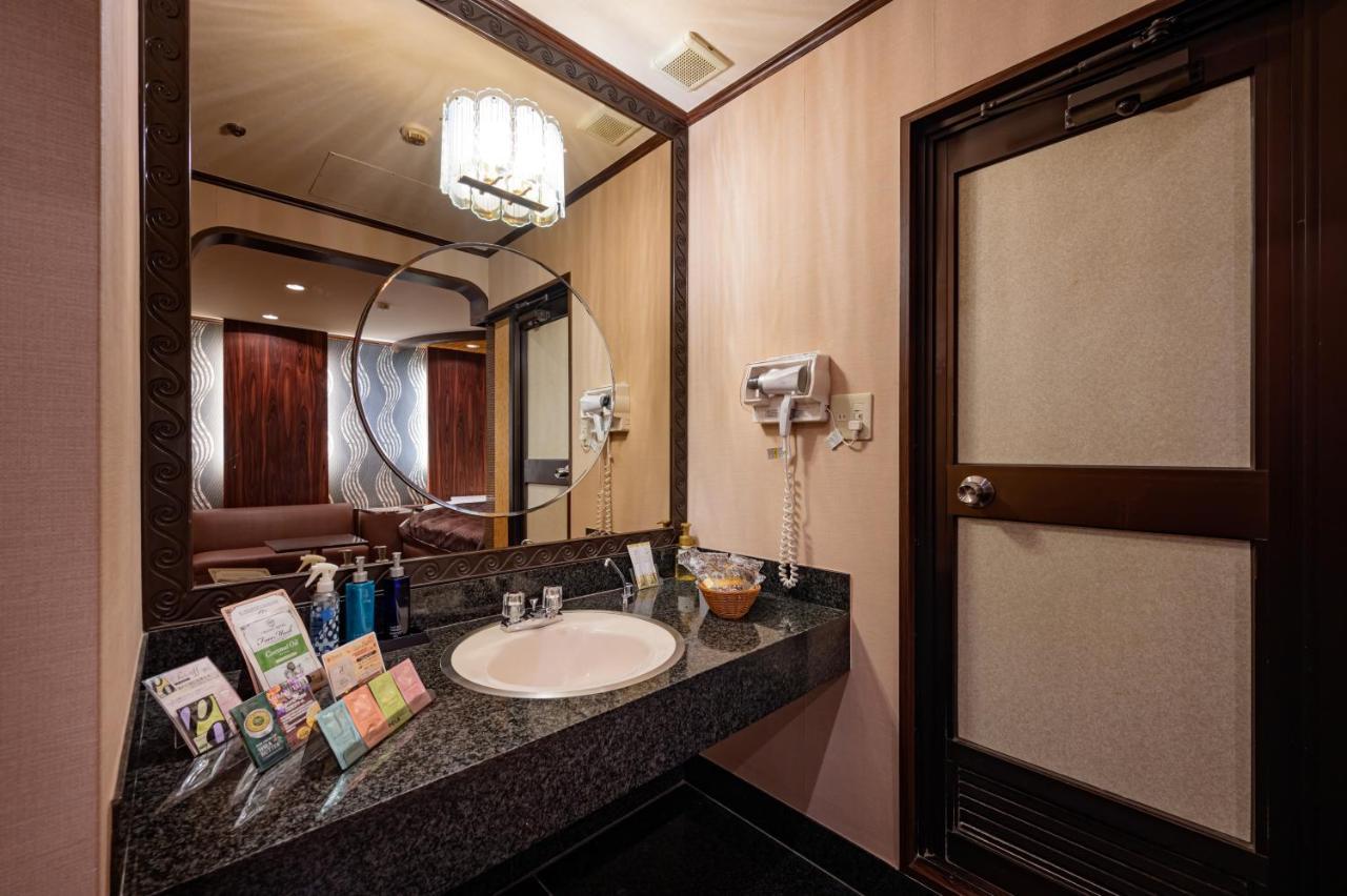 Hotel Metro (Adults Only) Йокогама Экстерьер фото