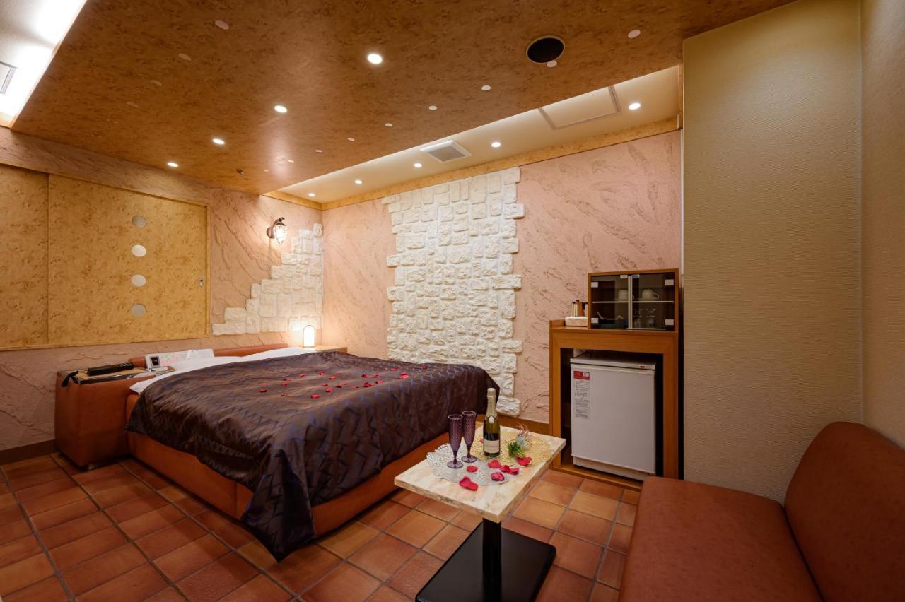 Hotel Metro (Adults Only) Йокогама Экстерьер фото